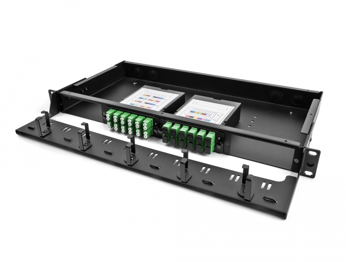 Delock LWL HD (High Density) Kassette MPO Stecker zu 12 x LC Duplex Buchse, 24 Fasern, Singlemode, Polarität A, 9/125 µm #4 