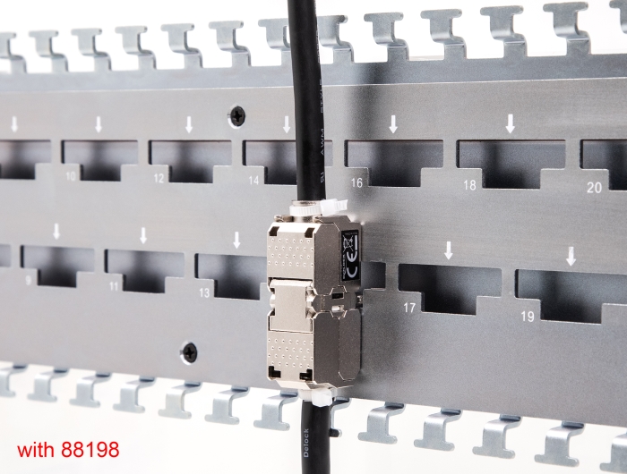 Delock 19″ Kabelabfangschiene für Netzwerkkabelverbinder mit LSA Anschluss 24 Port Metall #4 