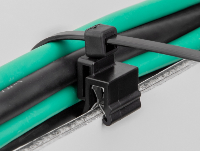 Delock Kabelbinder mit Befestigungsclip L 200 x B 4,8 mm schwarz 50 Stück #3 